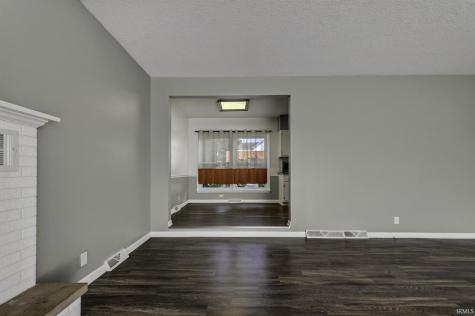 401 S Main Street Bluffton IN 46714