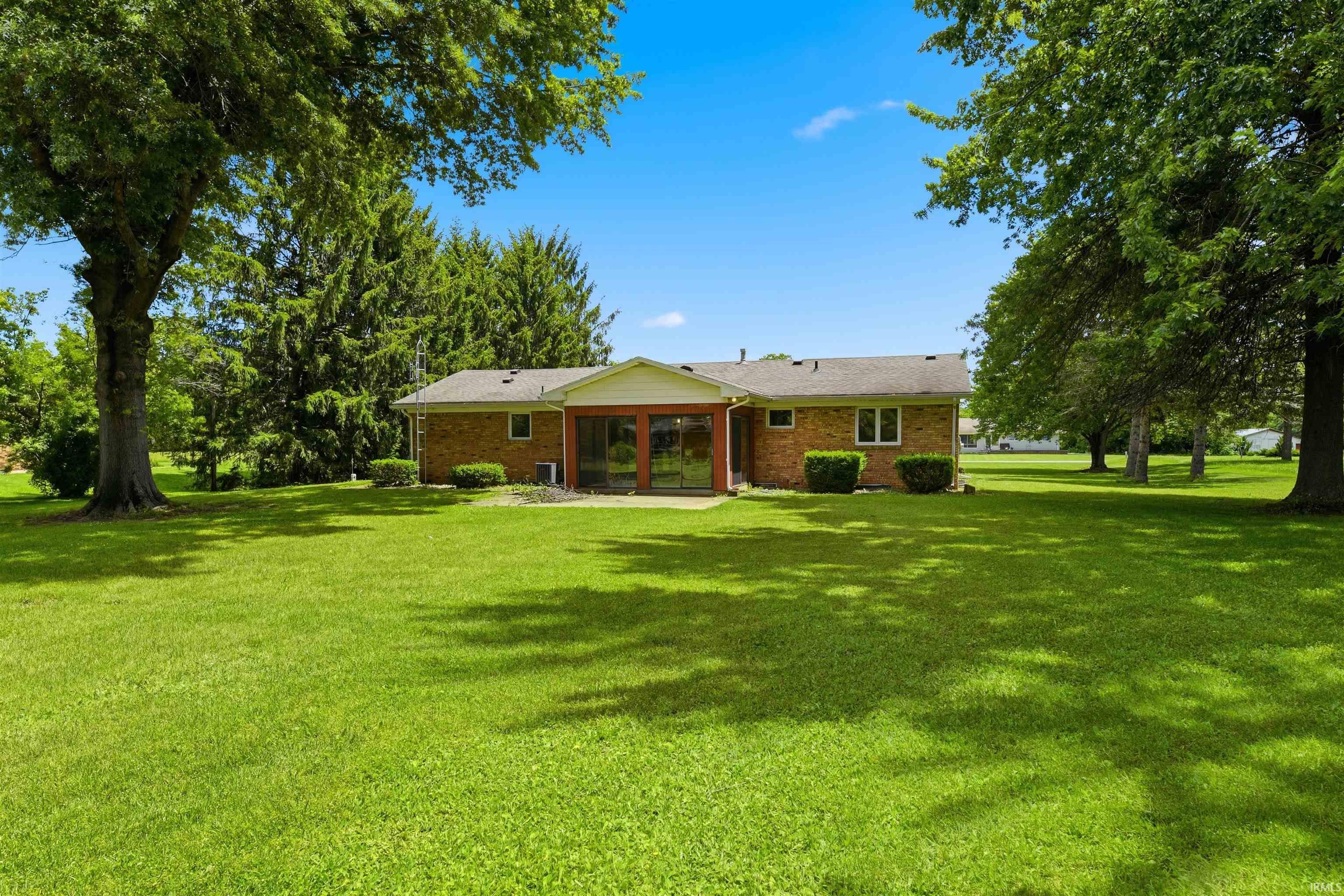 6266 N 900 E Road New Carlisle IN 46552
