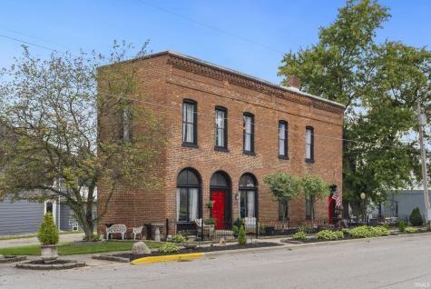 110 E Market Street Pierceton IN 46562