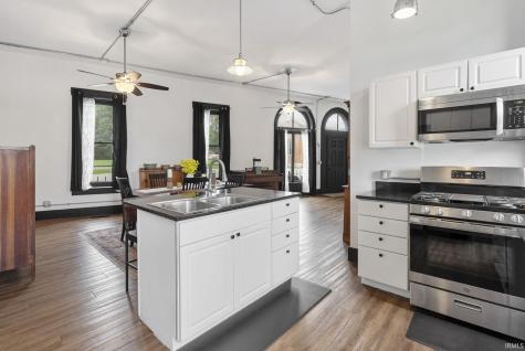110 E Market Street Pierceton IN 46562