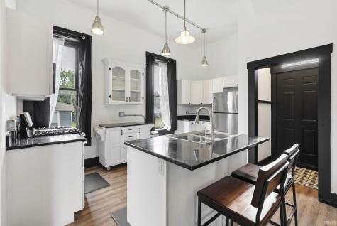 110 E Market Street Pierceton IN 46562
