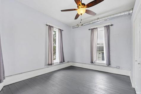 110 E Market Street Pierceton IN 46562
