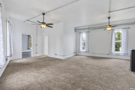 110 E Market Street Pierceton IN 46562