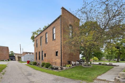 110 E Market Street Pierceton IN 46562