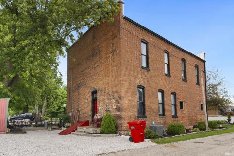 110 E Market Street Pierceton IN 46562