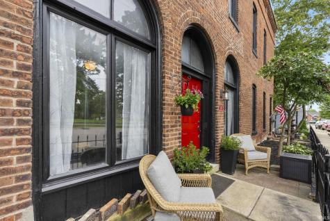 110 E Market Street Pierceton IN 46562