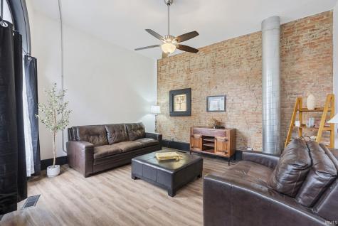 110 E Market Street Pierceton IN 46562