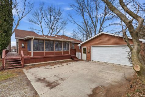 5360 S Highpoint Drive Albion IN 46701