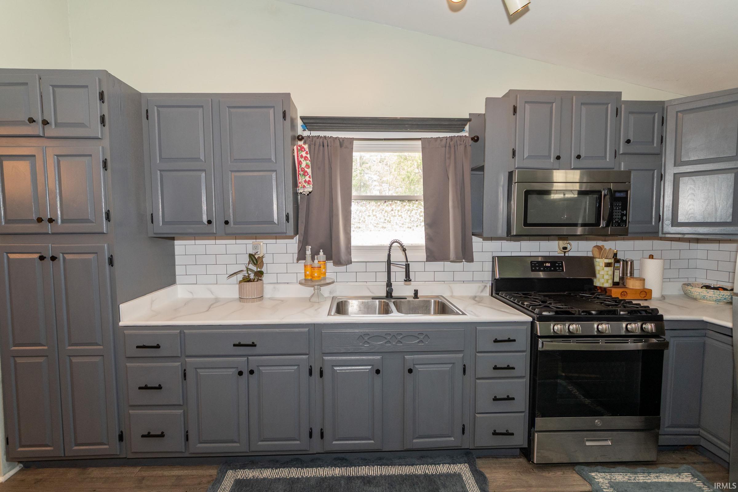 10999 Douglas Road Osceola IN 46561