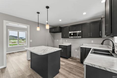 814 Lagonda Trail Fort Wayne IN 46818