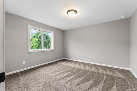 814 Lagonda Trail Fort Wayne IN 46818