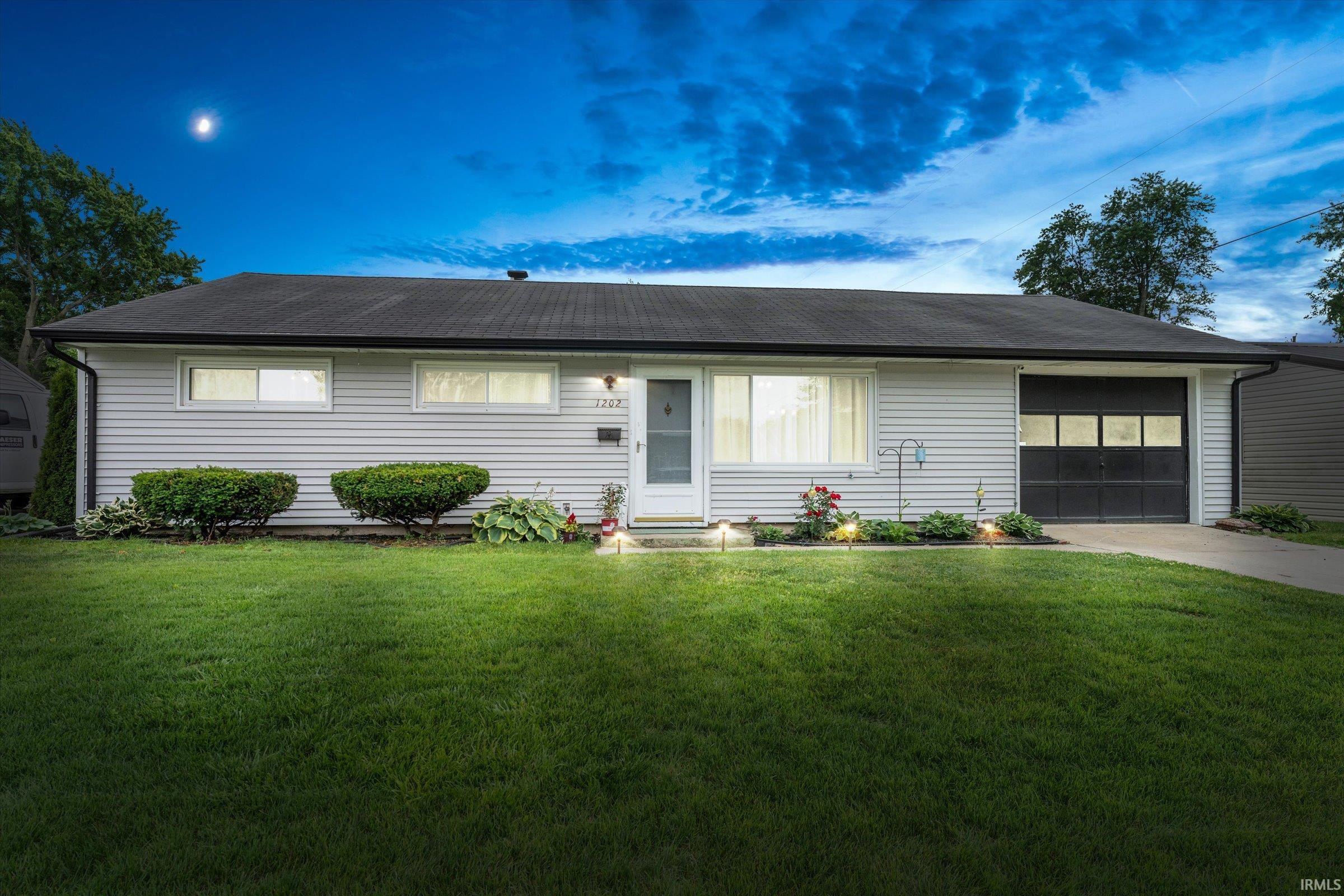 1202 Byron Drive South Bend IN 46614