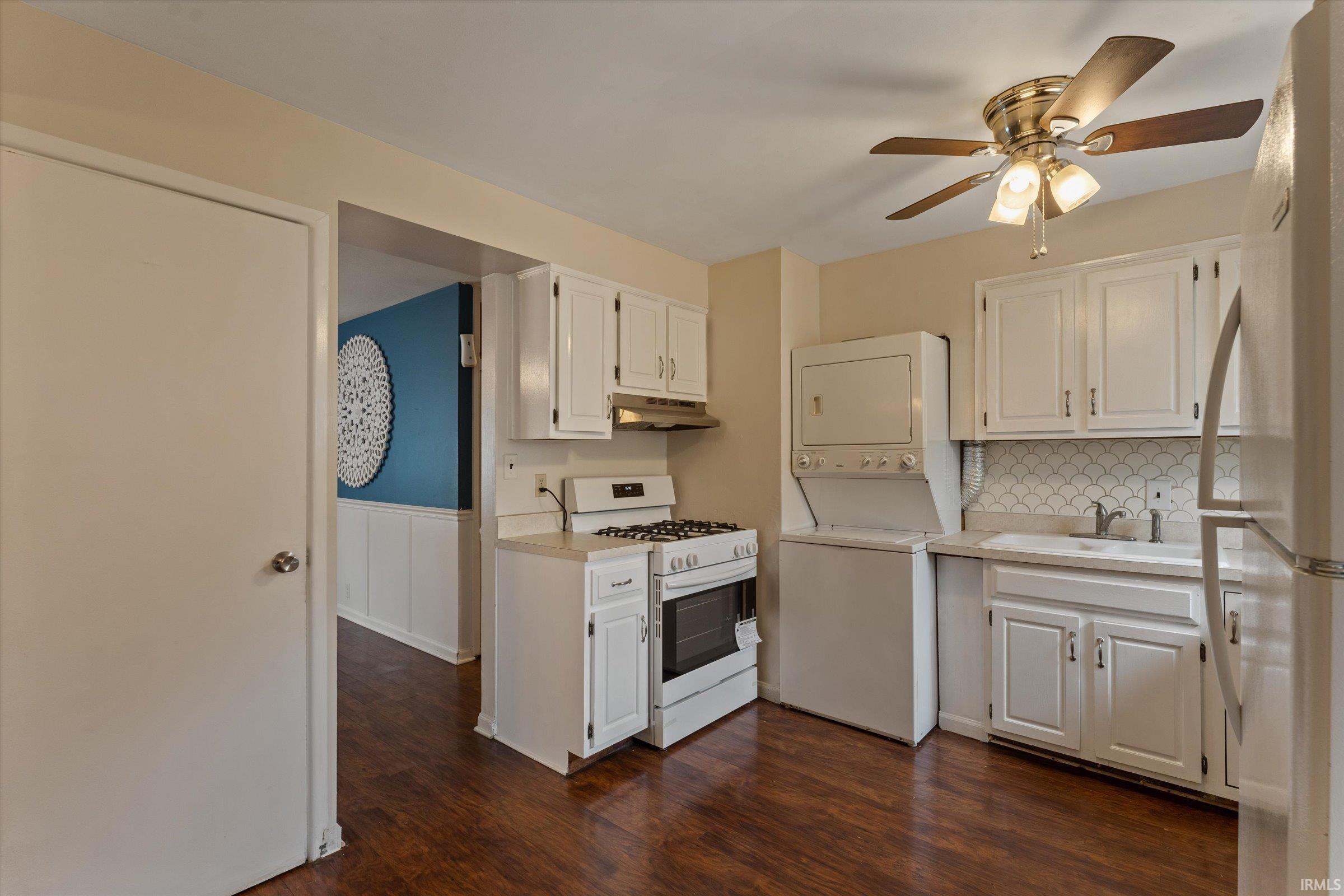 1202 Byron Drive South Bend IN 46614