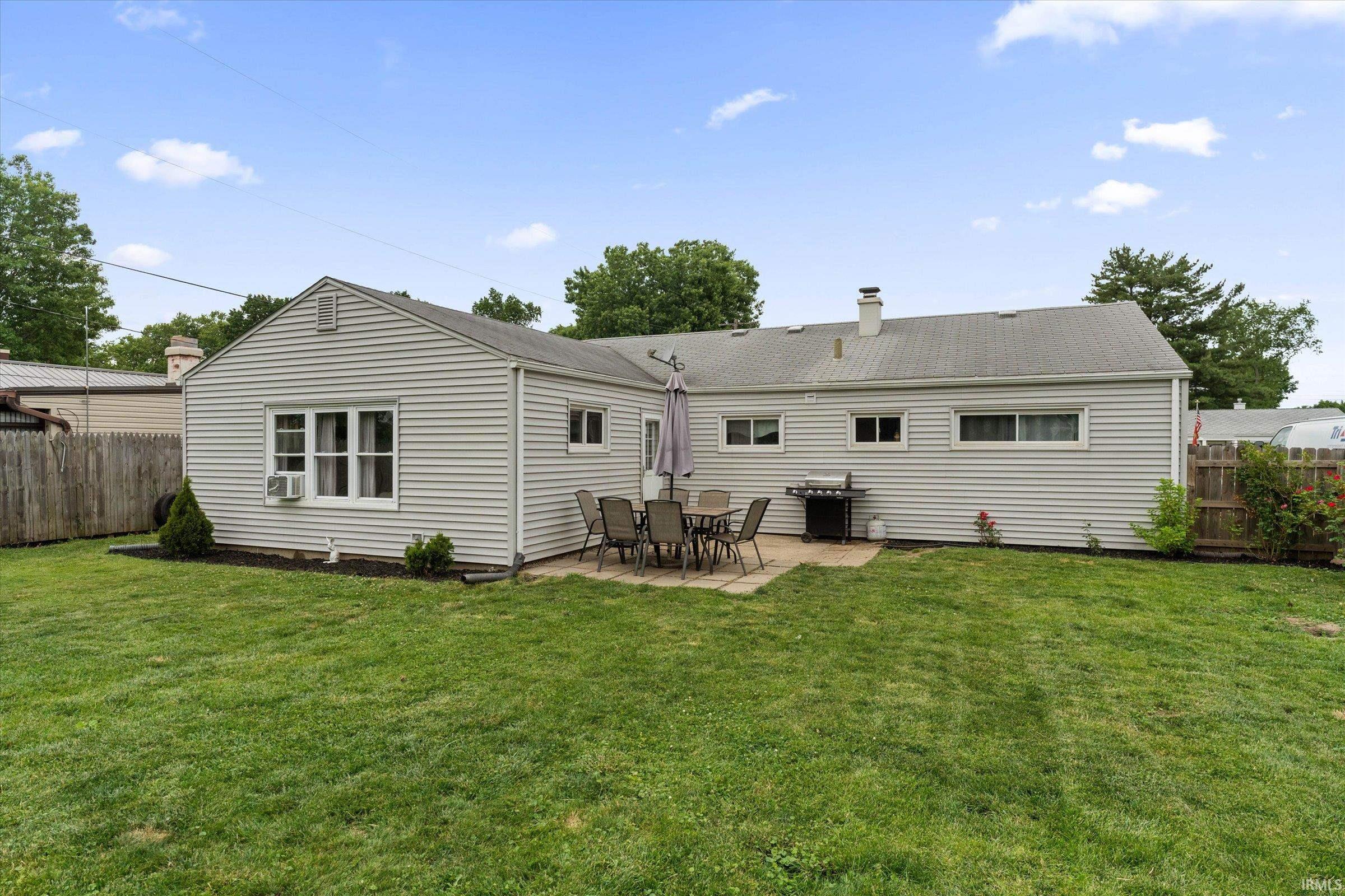 1202 Byron Drive South Bend IN 46614