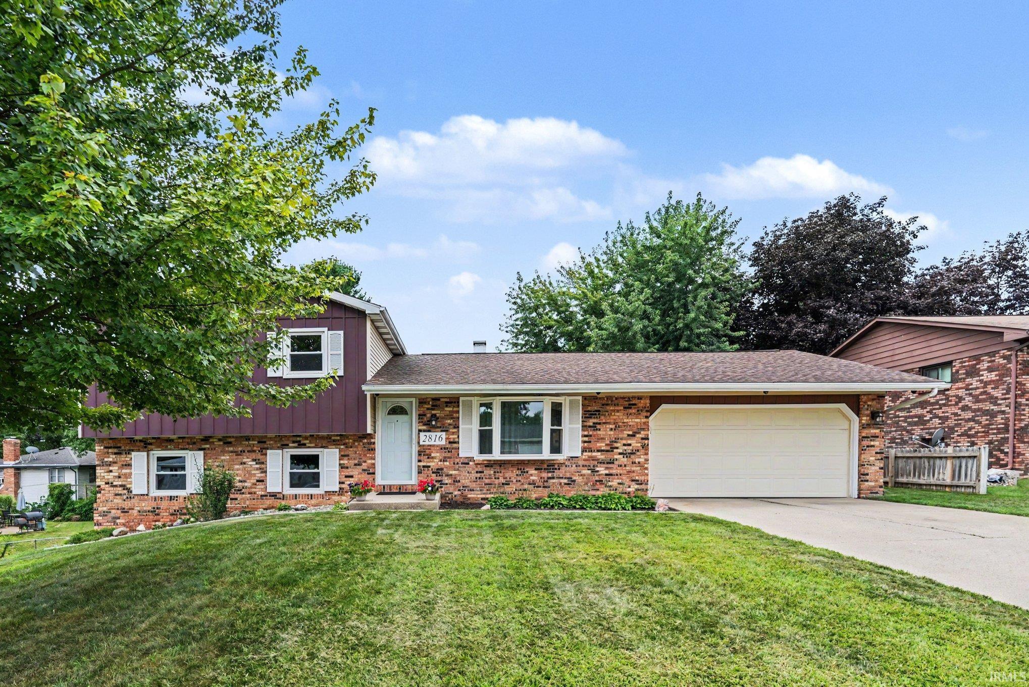 2816 Council Oak Drive South Bend IN 46628