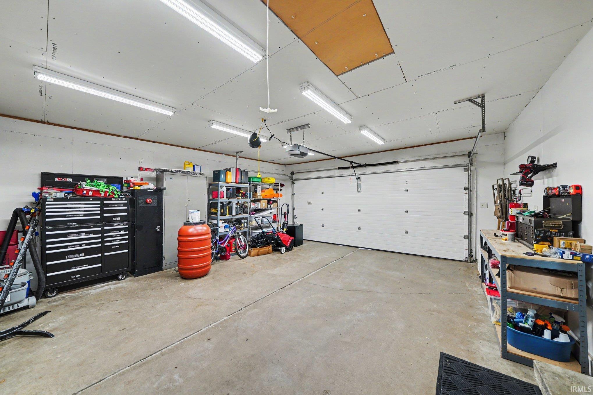 2816 Council Oak Drive South Bend IN 46628