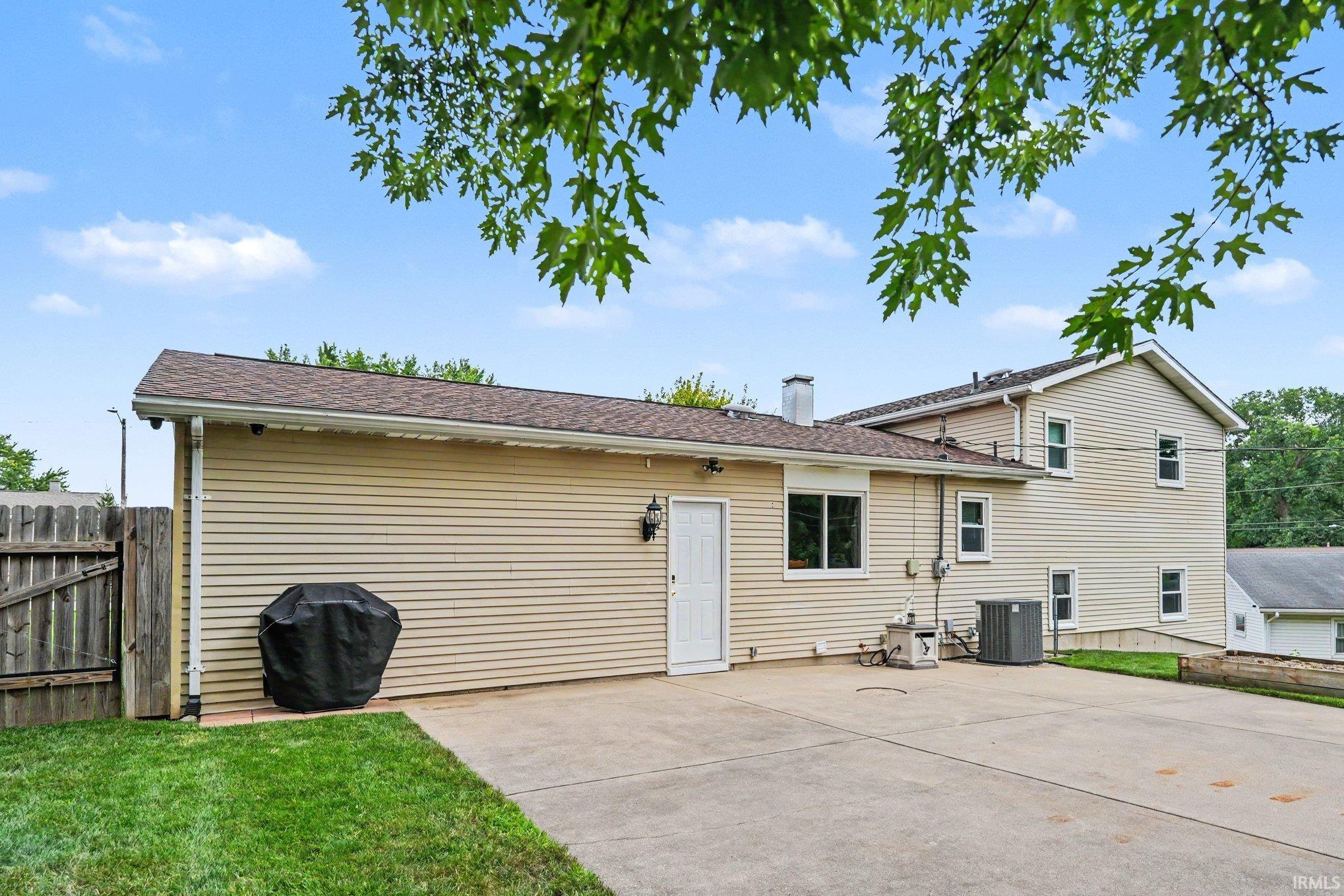2816 Council Oak Drive South Bend IN 46628