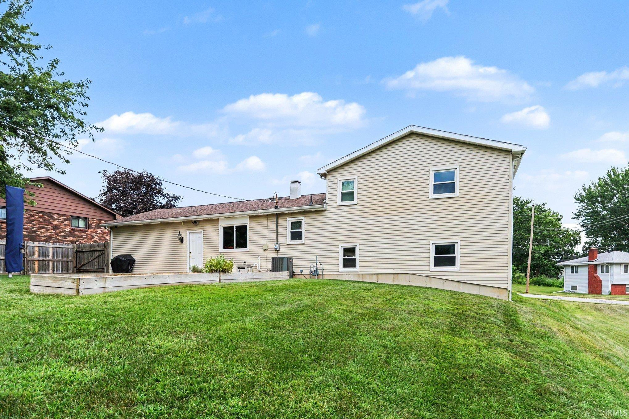 2816 Council Oak Drive South Bend IN 46628