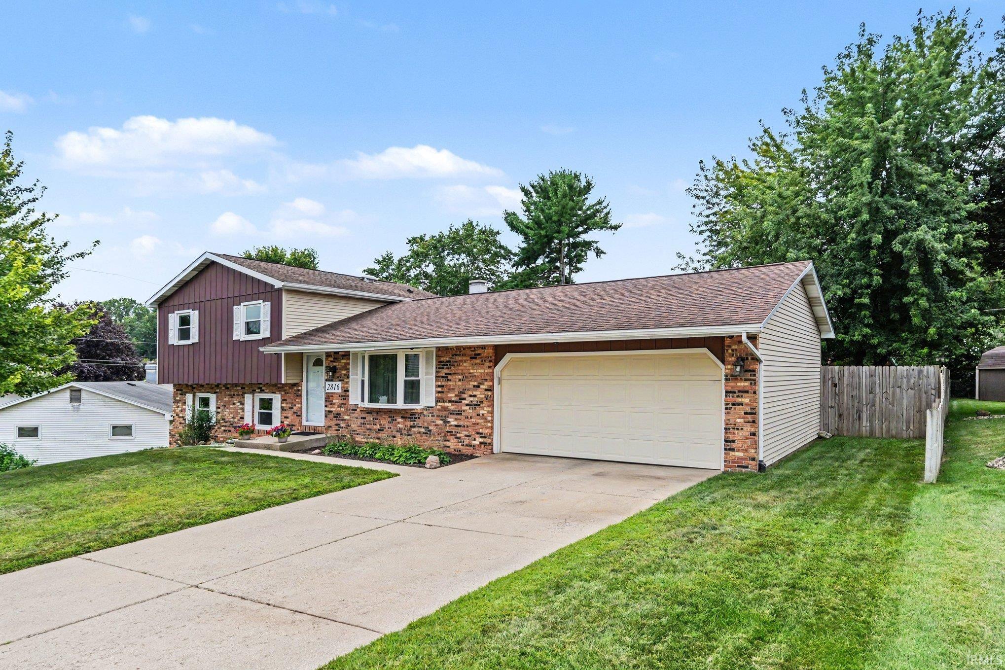 2816 Council Oak Drive South Bend IN 46628