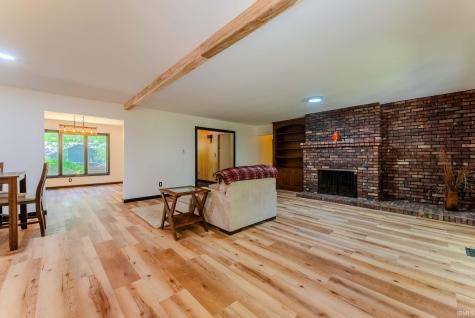 2435 S Stonebridge Road Warsaw IN 46580