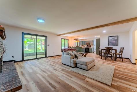 2435 S Stonebridge Road Warsaw IN 46580