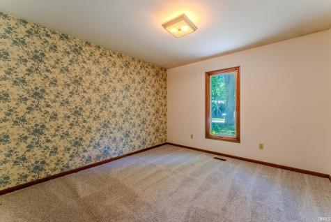 2435 S Stonebridge Road Warsaw IN 46580