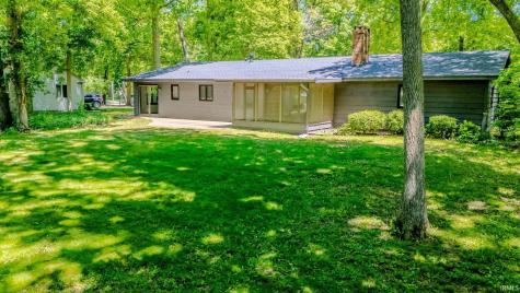 2435 S Stonebridge Road Warsaw IN 46580