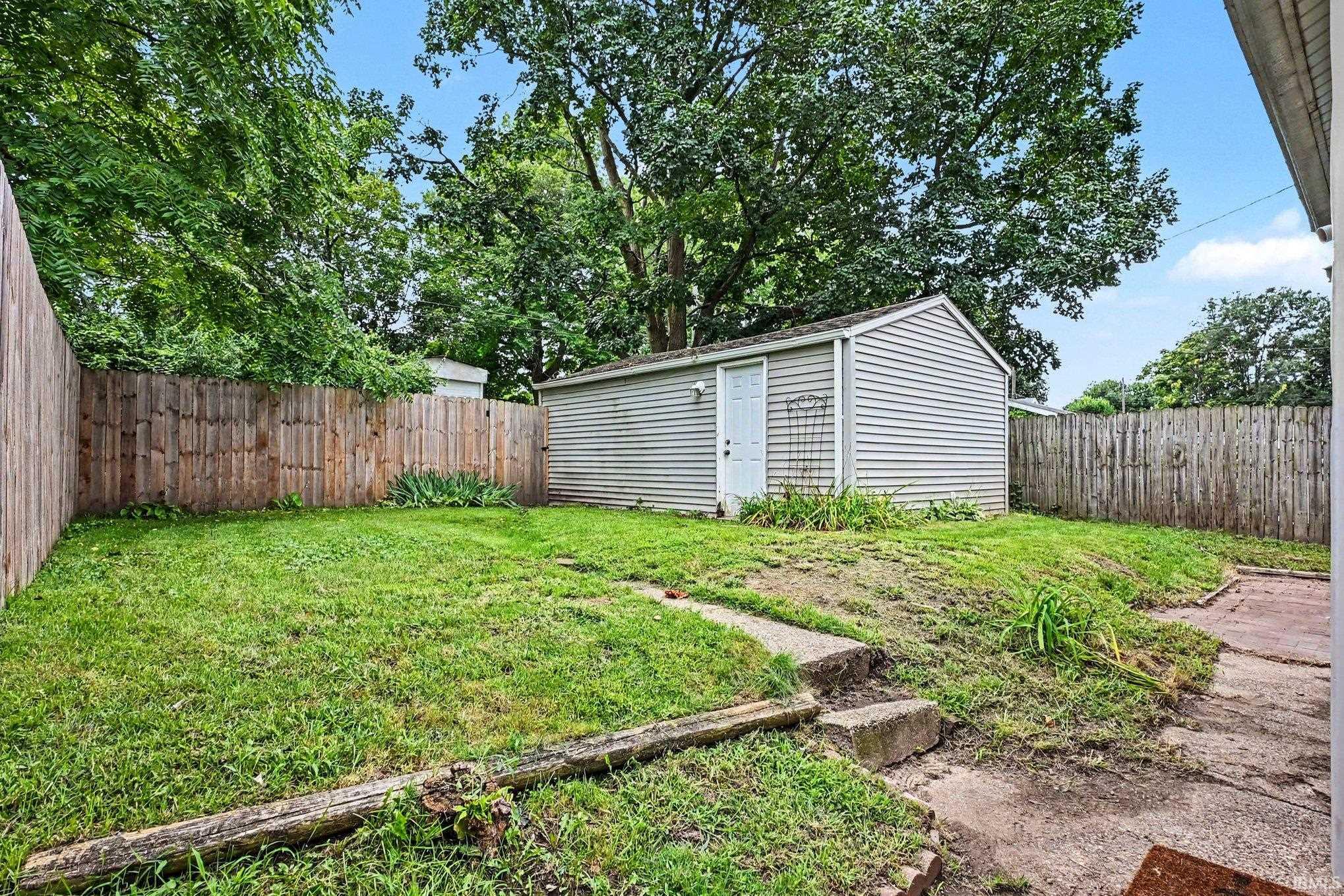310 E Fairview Avenue South Bend IN 46614