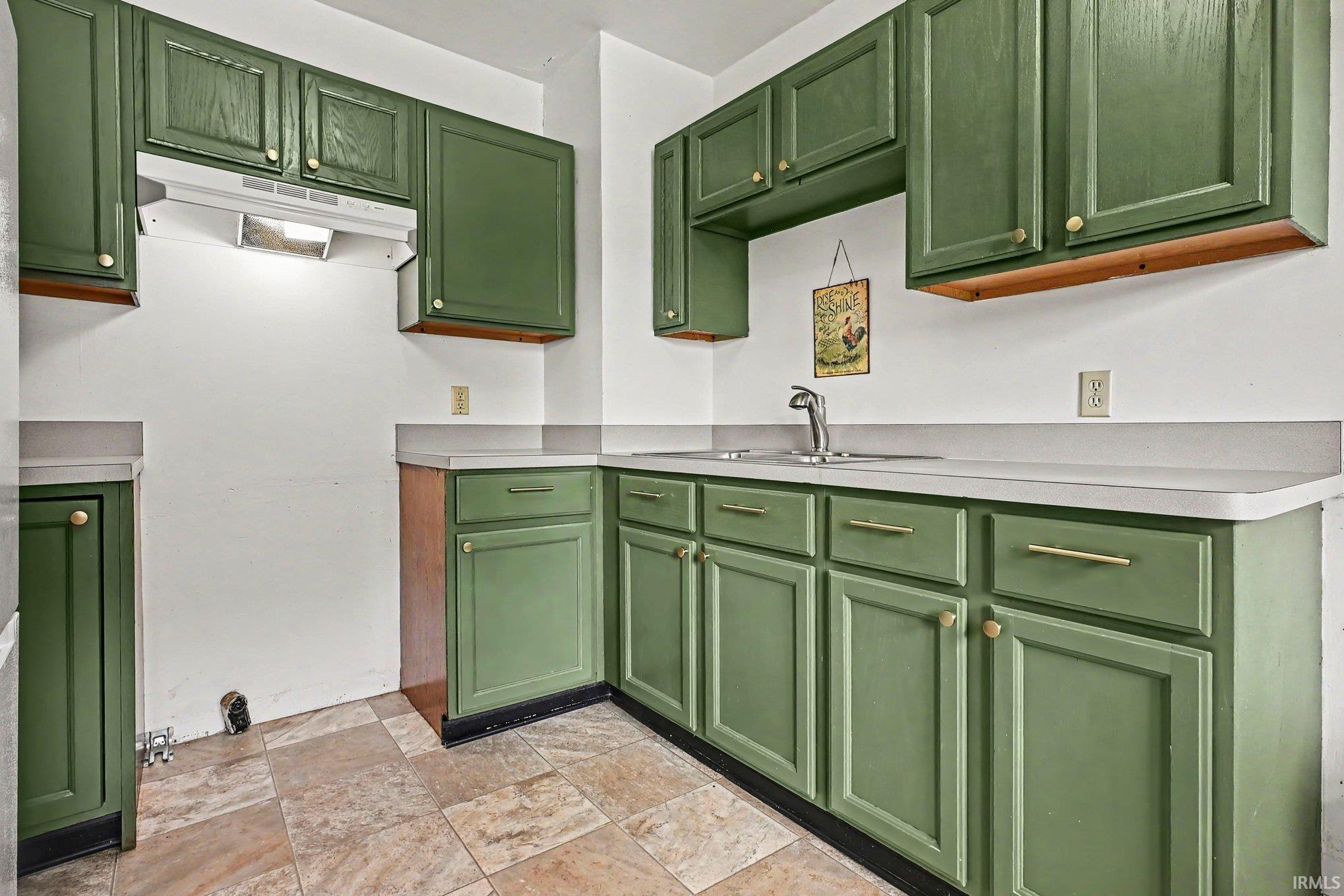 310 E Fairview Avenue South Bend IN 46614