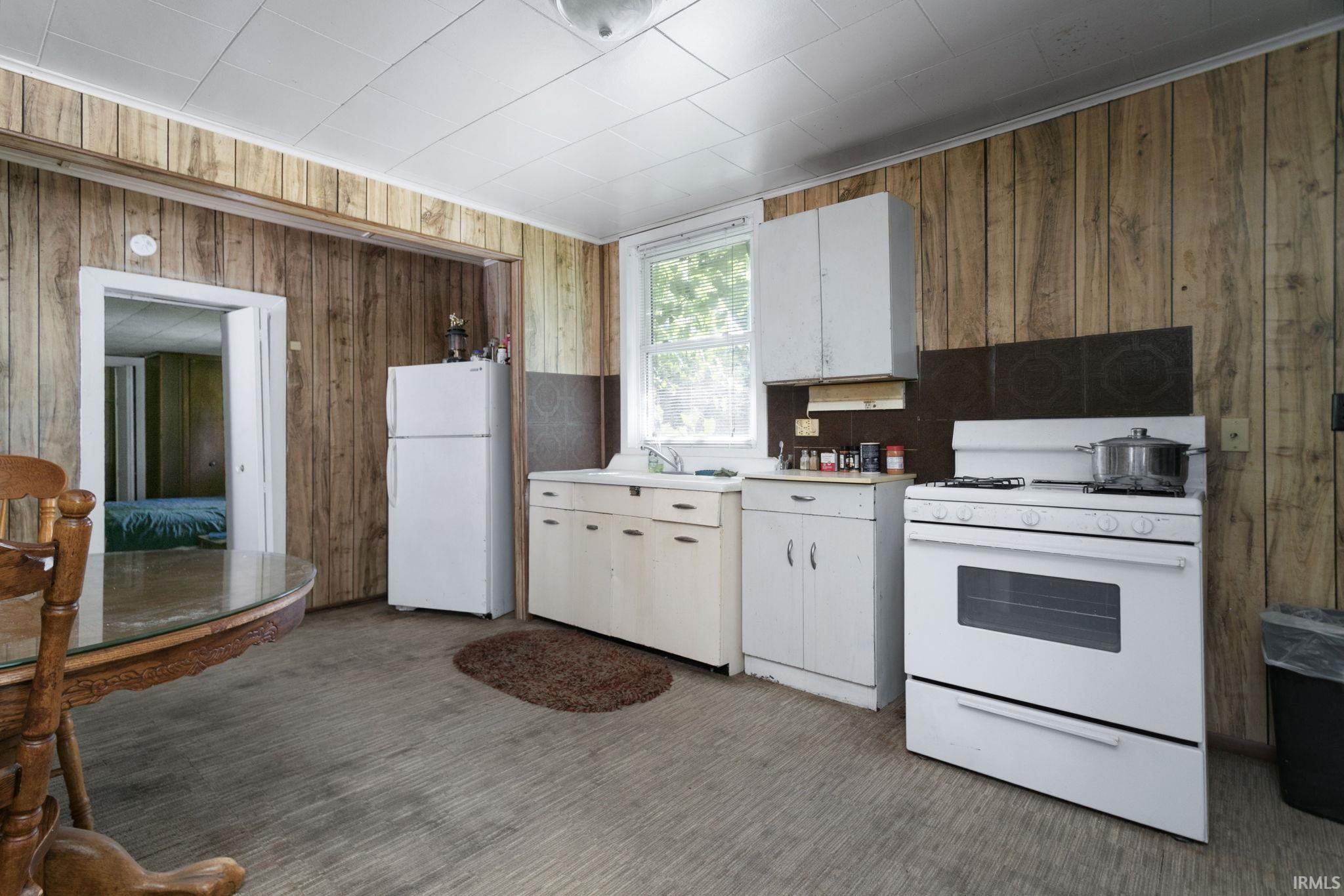 1032 E Indiana Avenue Elkhart IN 46516