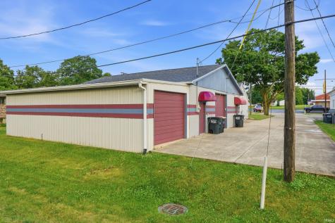 407 E Wayne Street Kendallville IN 46755