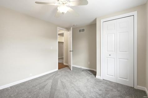 407 E Wayne Street Kendallville IN 46755