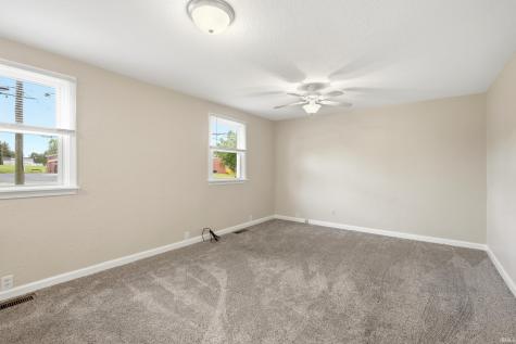 407 E Wayne Street Kendallville IN 46755