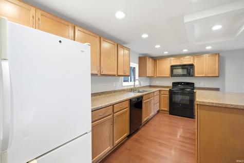 407 E Wayne Street Kendallville IN 46755