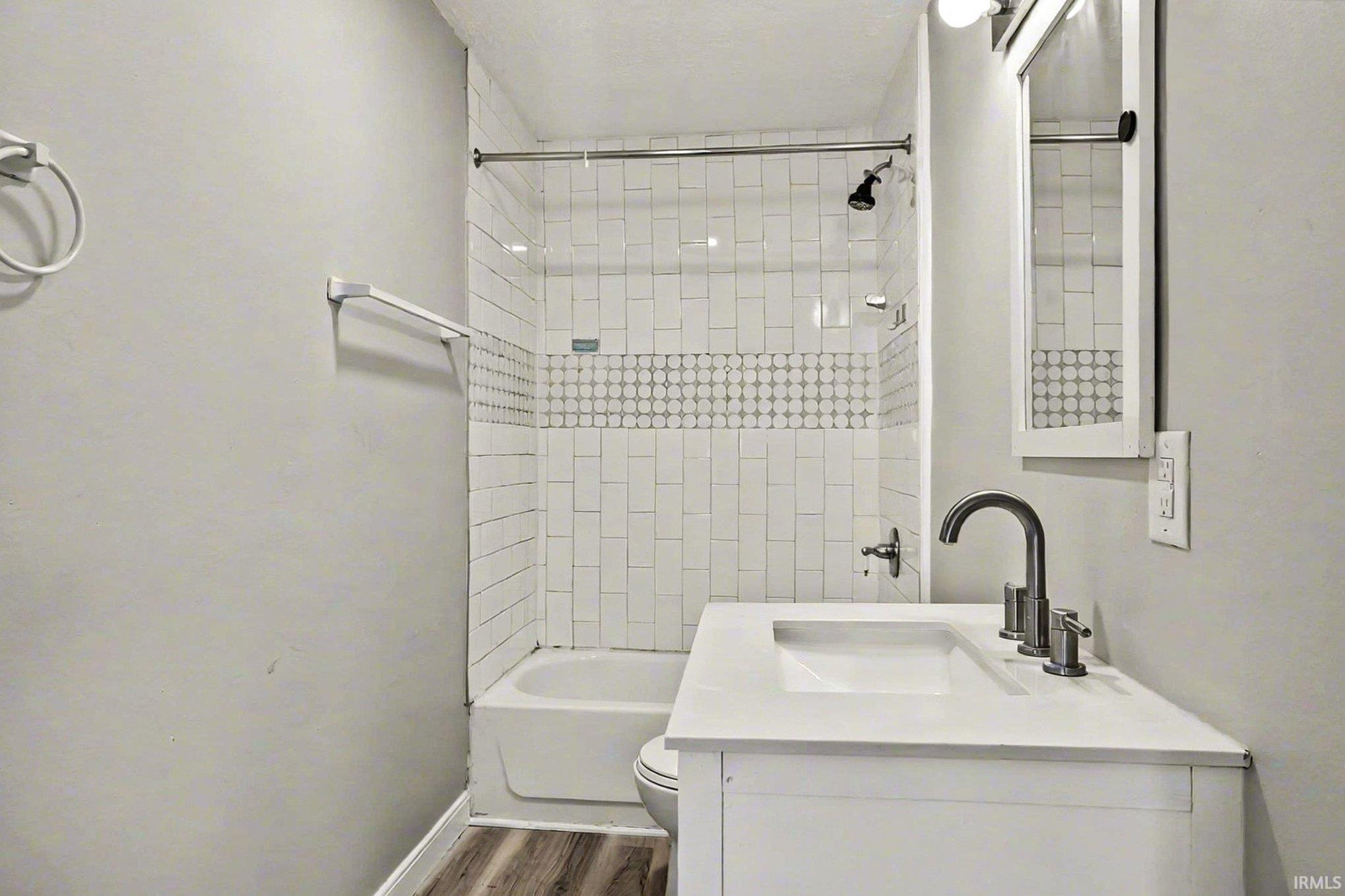 22815 Hartzer Avenue South Bend IN 46628