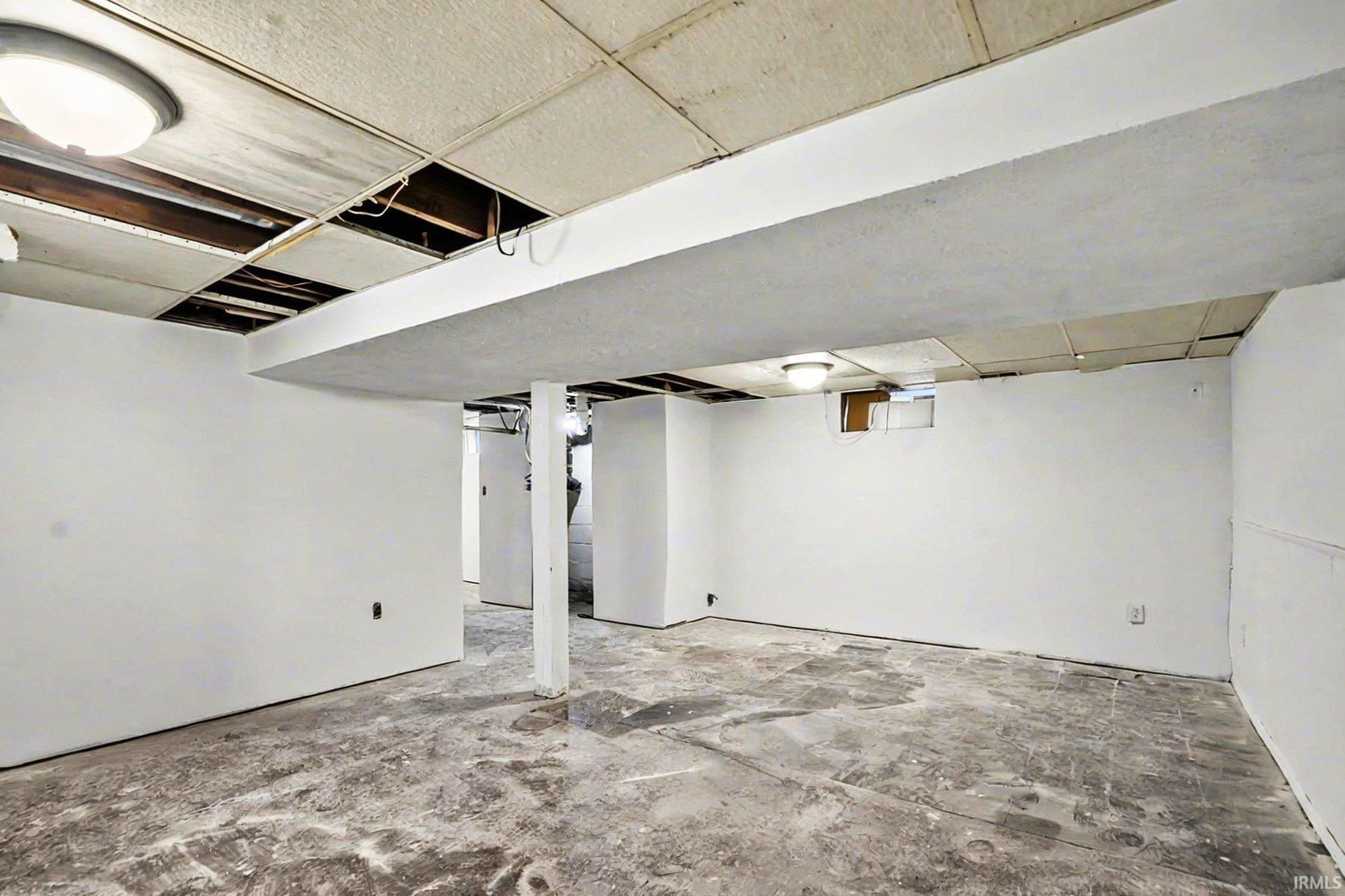 22815 Hartzer Avenue South Bend IN 46628