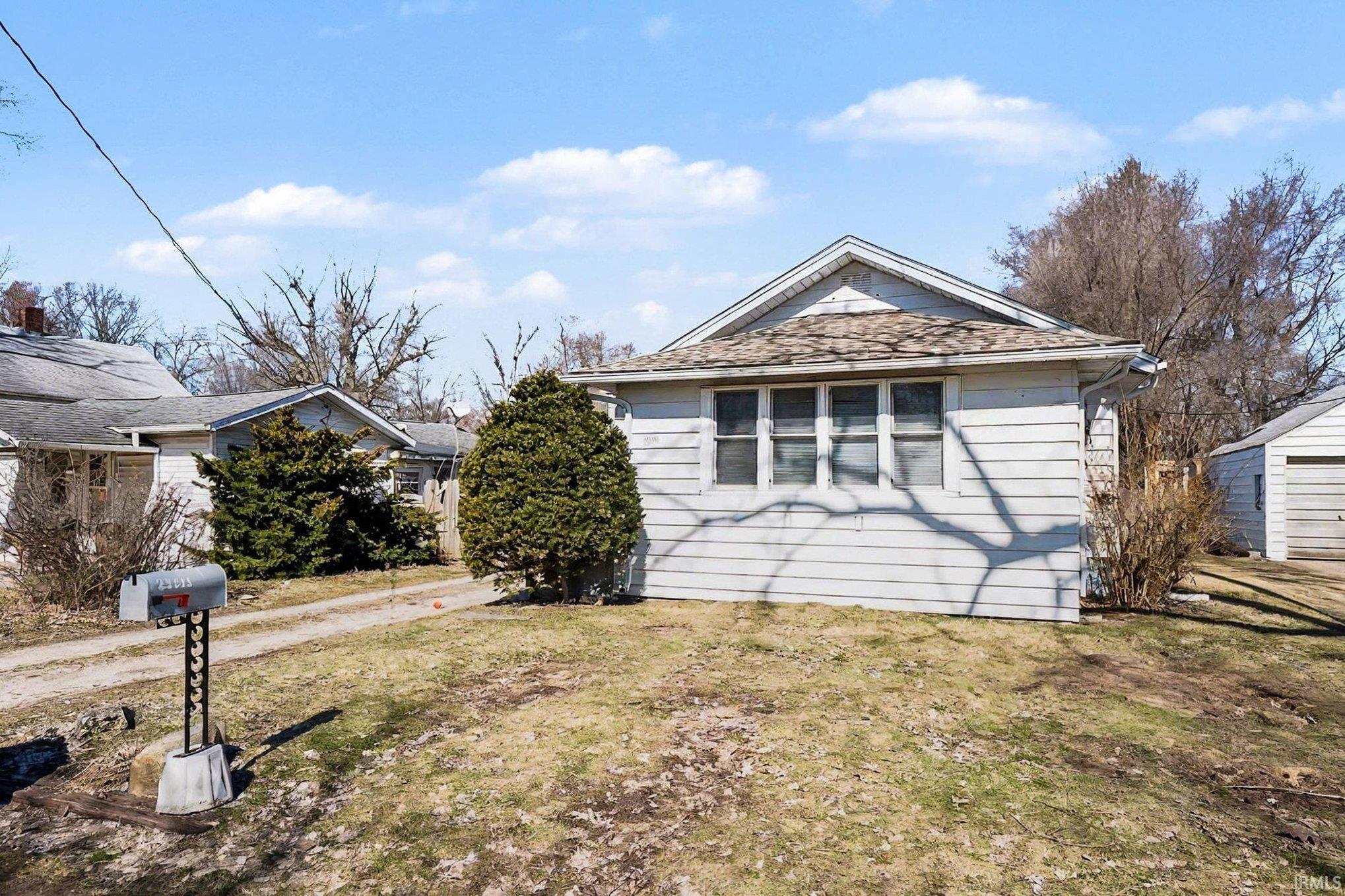 22815 Hartzer Avenue South Bend IN 46628