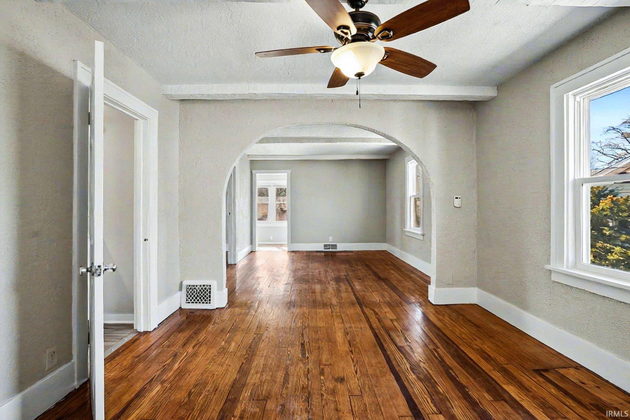 22815 Hartzer Avenue South Bend IN 46628