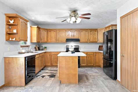 807 Bennett Road Linden IN 47955