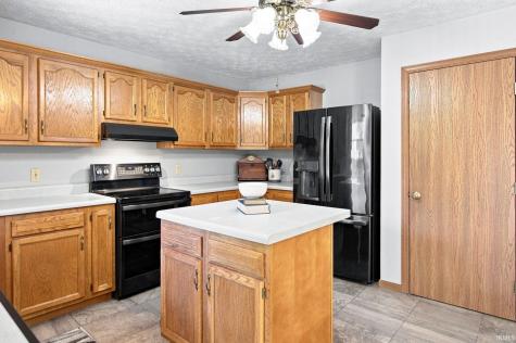 807 Bennett Road Linden IN 47955