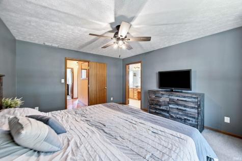 807 Bennett Road Linden IN 47955
