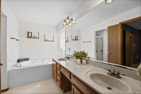807 Bennett Road Linden IN 47955