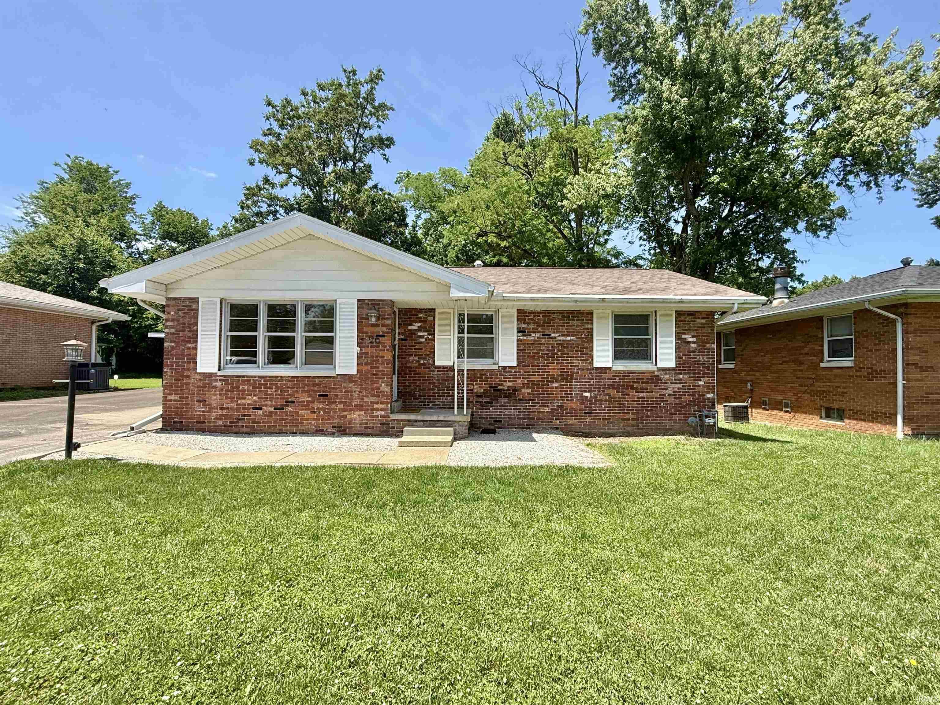 26 N Fairlawn Avenue Evansville IN 47711