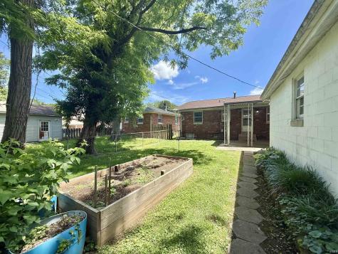 26 N Fairlawn Avenue Evansville IN 47711