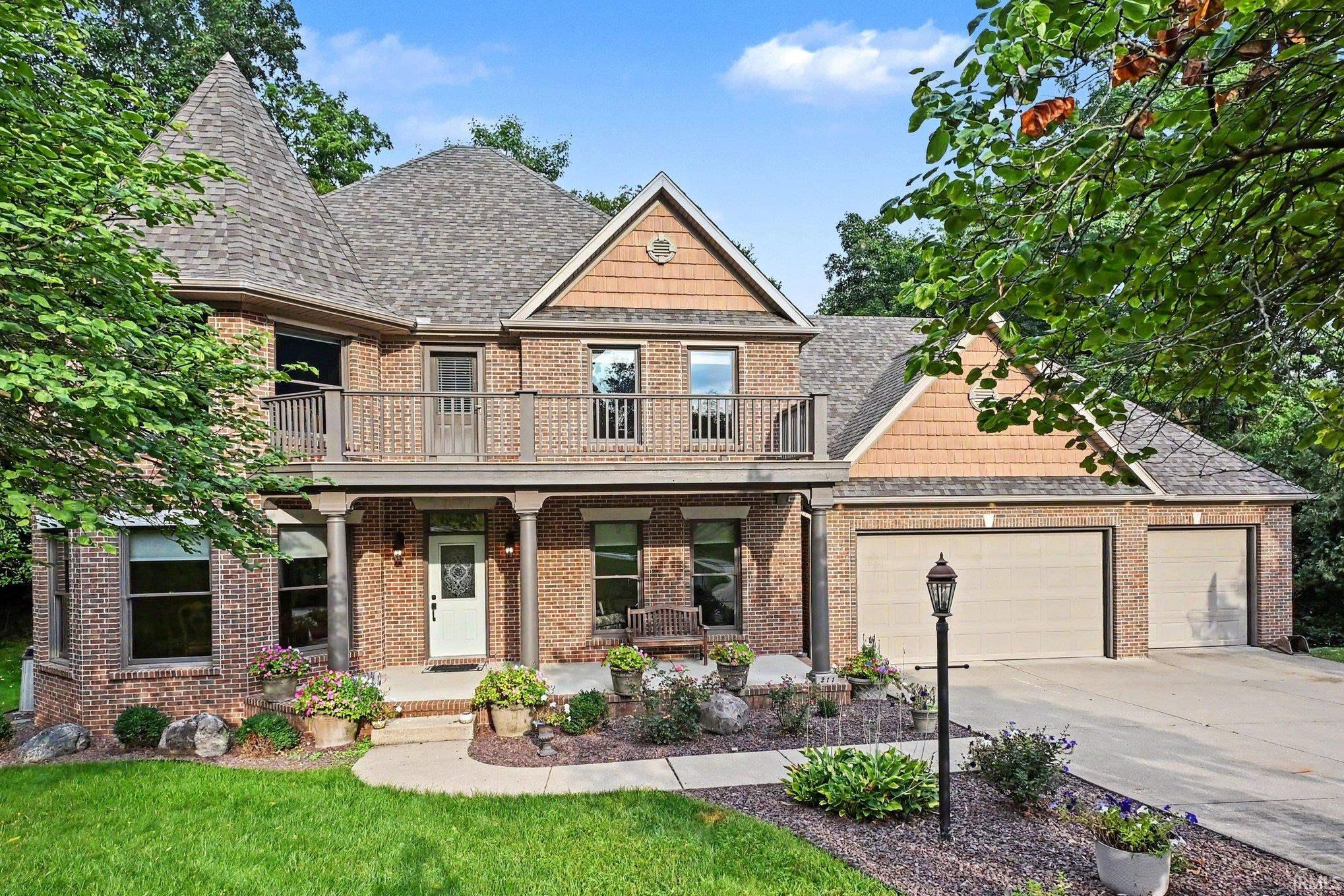 211 Greenfield Drive Middlebury IN 46540