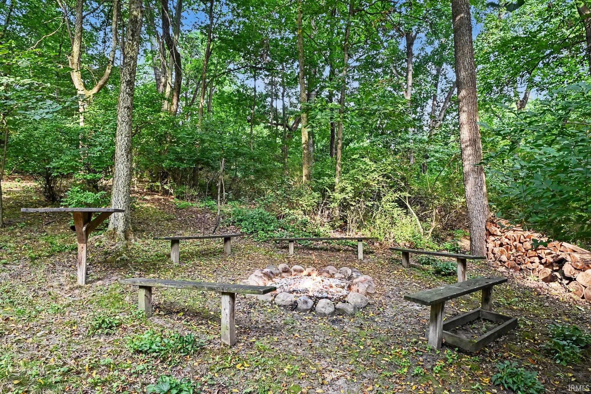211 Greenfield Drive Middlebury IN 46540
