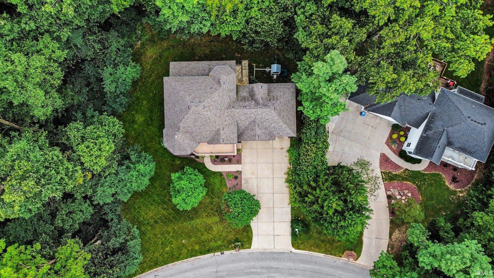 211 Greenfield Drive Middlebury IN 46540