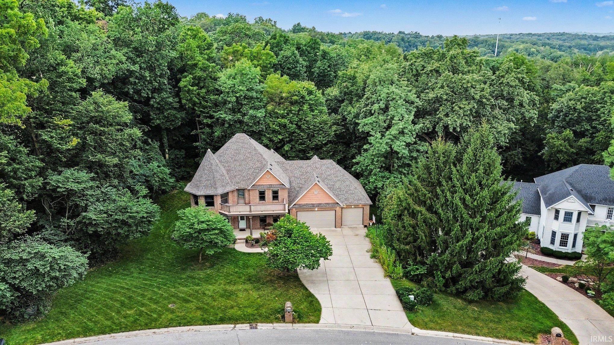 211 Greenfield Drive Middlebury IN 46540