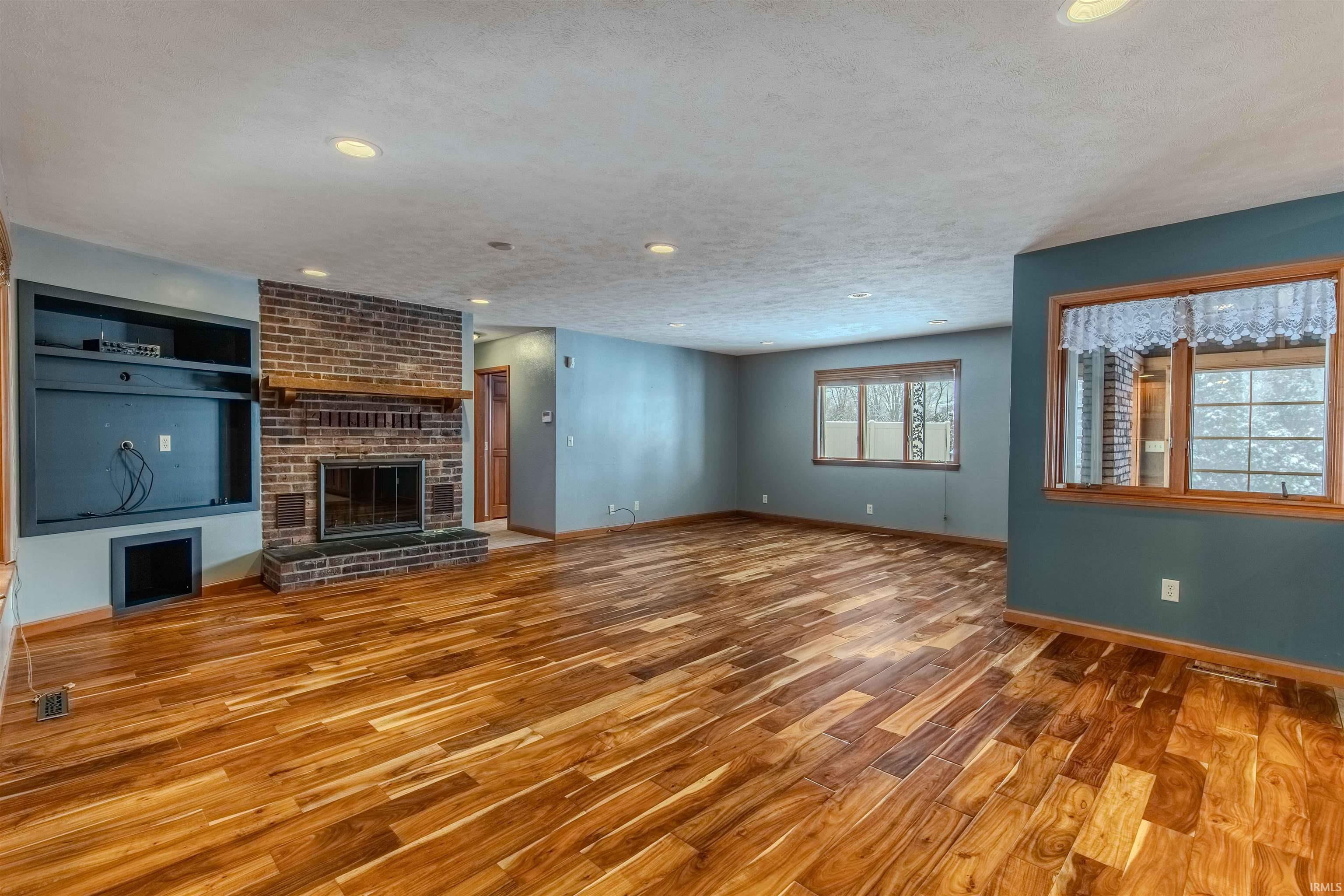 1116 Erin Court Middlebury IN 46540