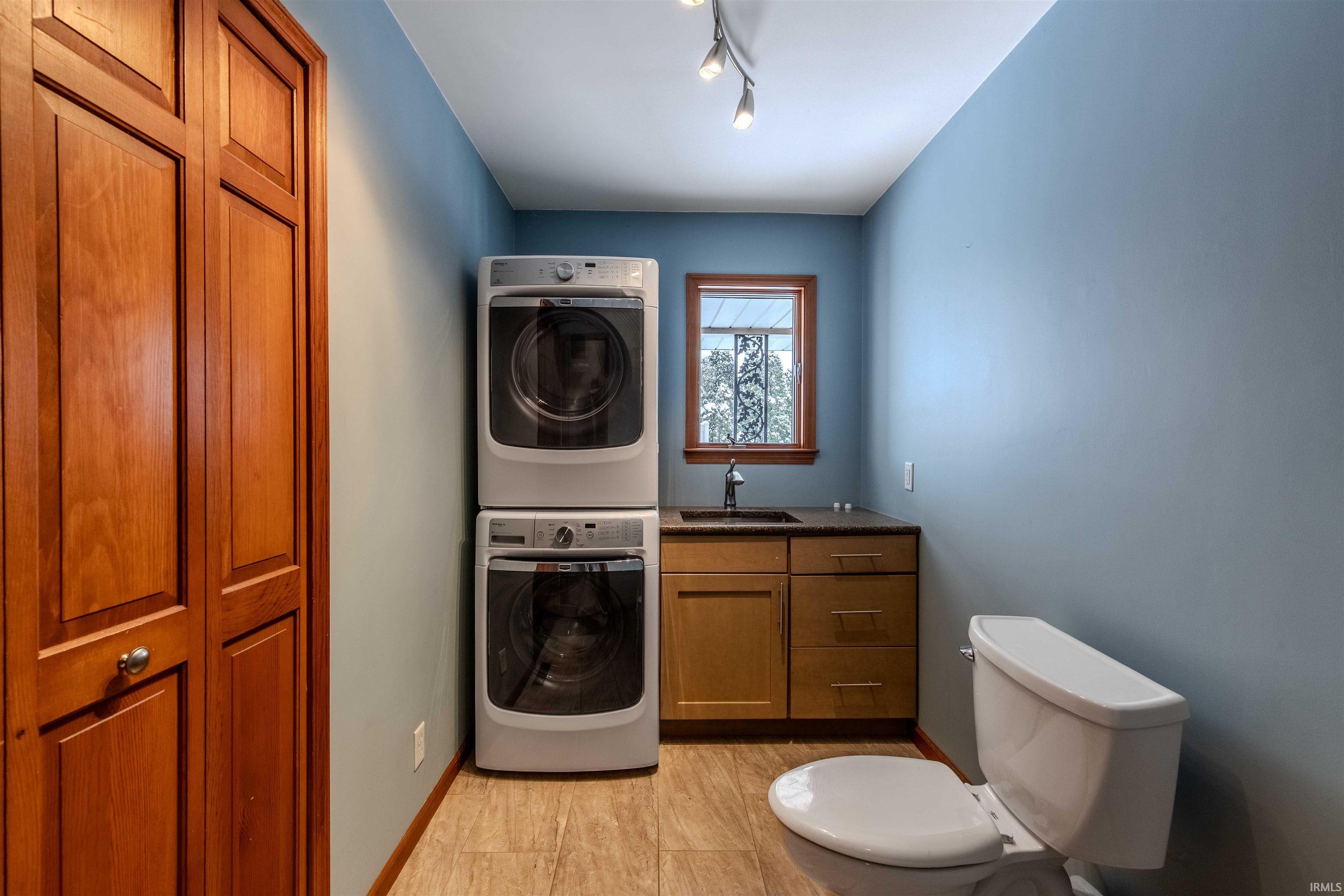 1116 Erin Court Middlebury IN 46540